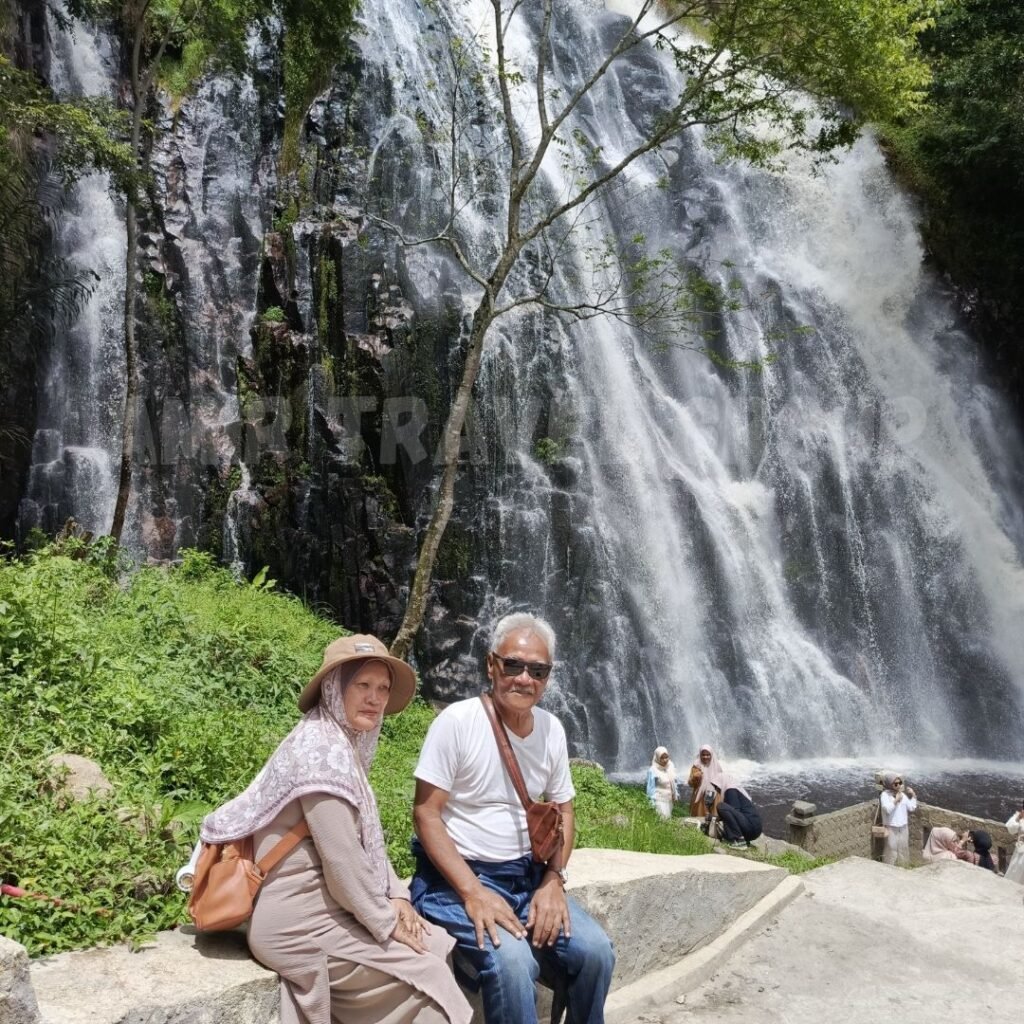 Lake Toba Tour Package