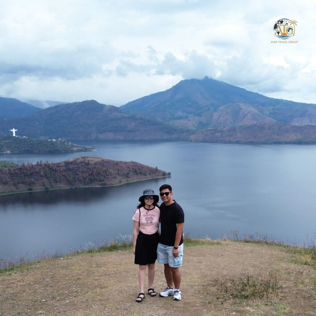 Lake Toba Tour