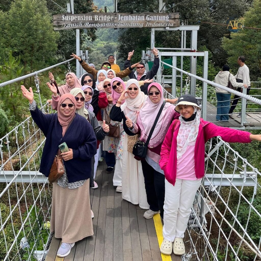 TRIP SANTAI JAKARTA BANDUNG MURAH