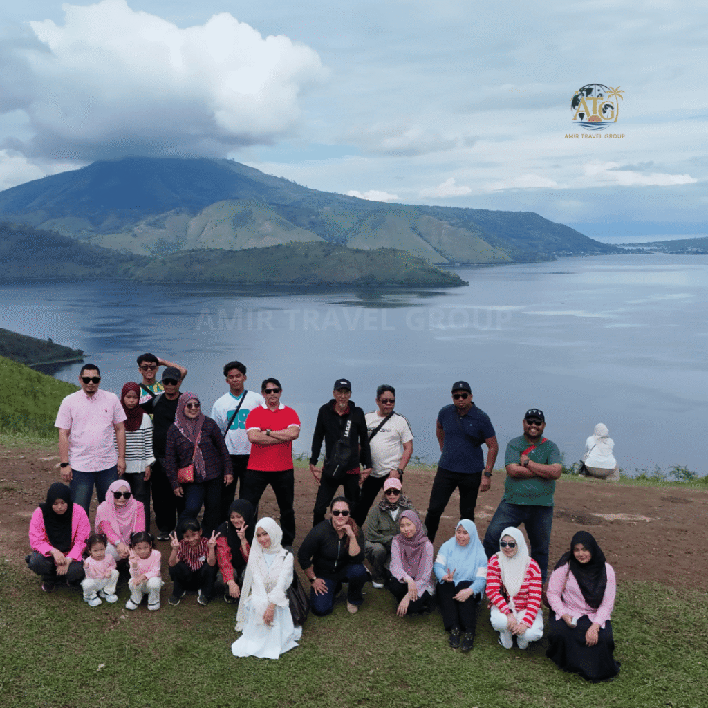 WISATA UNGGULAN DANAU TOBA 